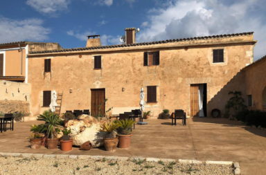 Urlaubsdomizil für Familie oder Freunde, die Finca Sa Canoveta im Süden der Insel // Foto © Sa Canoveta